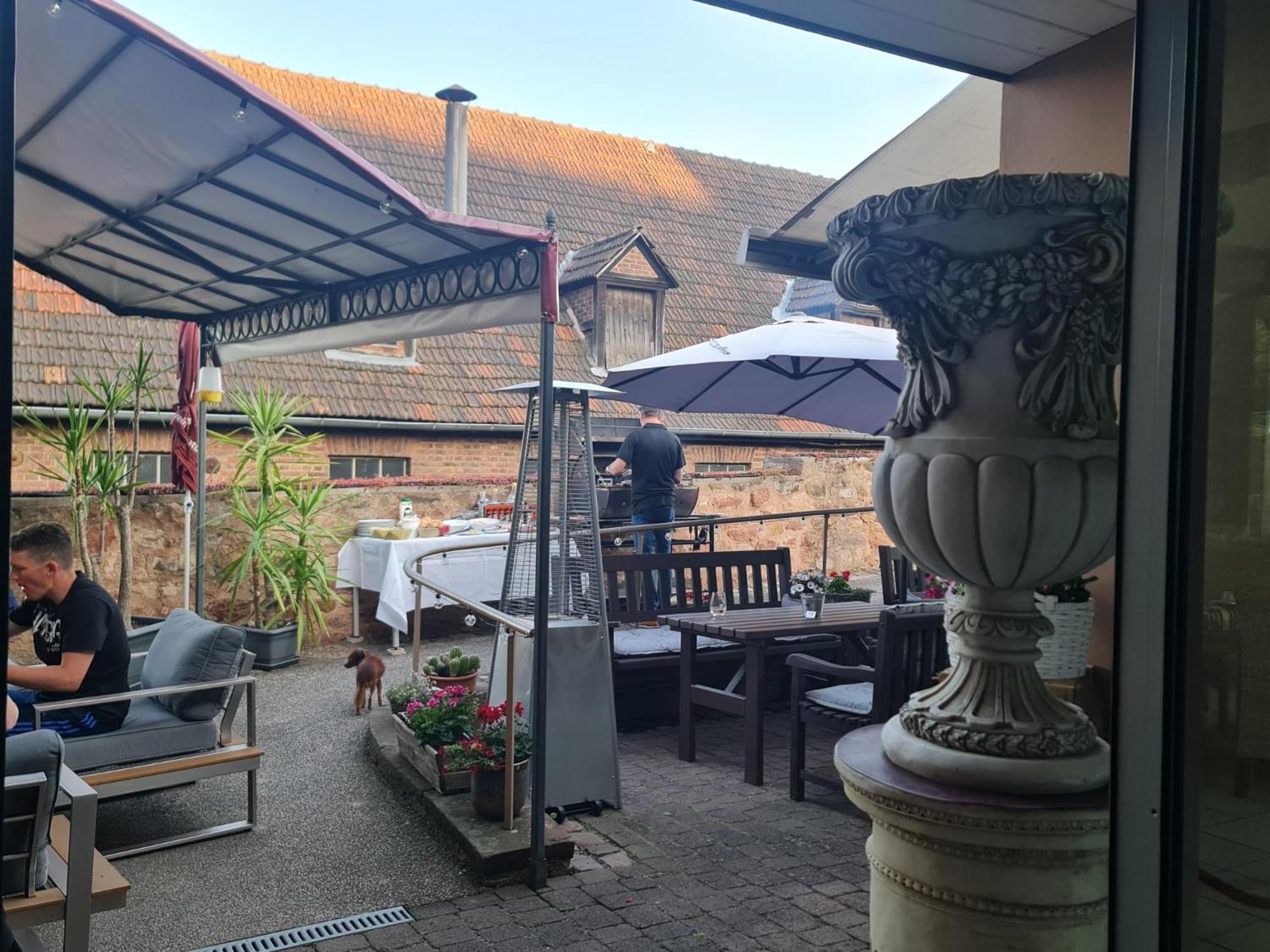 Hotel & Cafe Schachtenburg Шліц Екстер'єр фото