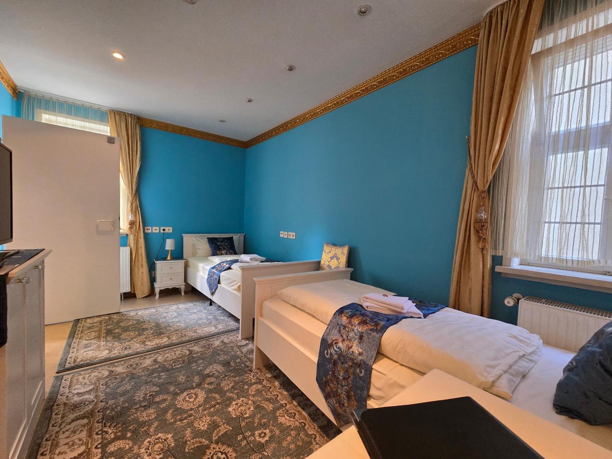 Hotel & Cafe Schachtenburg Шліц Екстер'єр фото