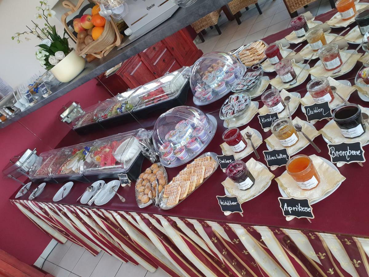 Hotel & Cafe Schachtenburg Шліц Екстер'єр фото